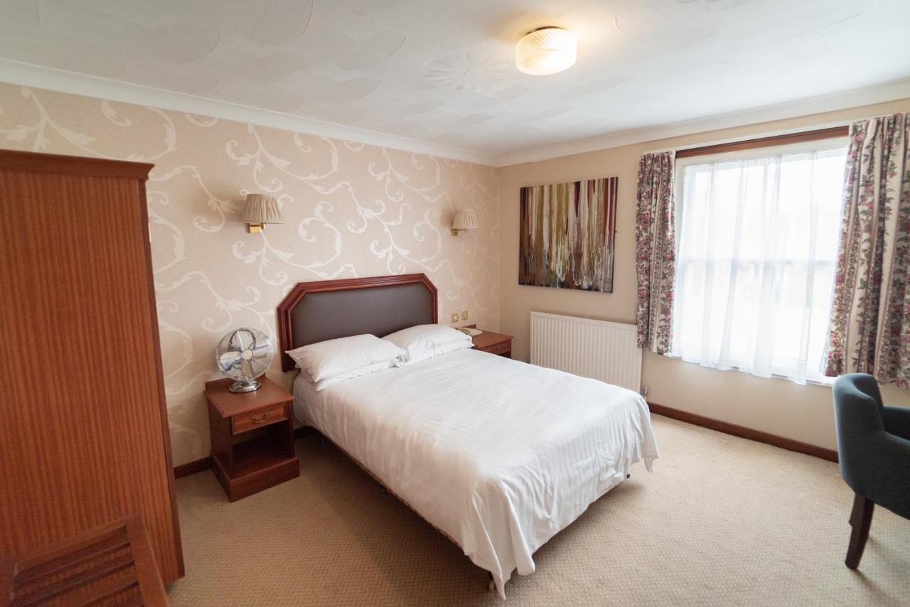 ביסטר Littlebury Hotel מראה חיצוני תמונה