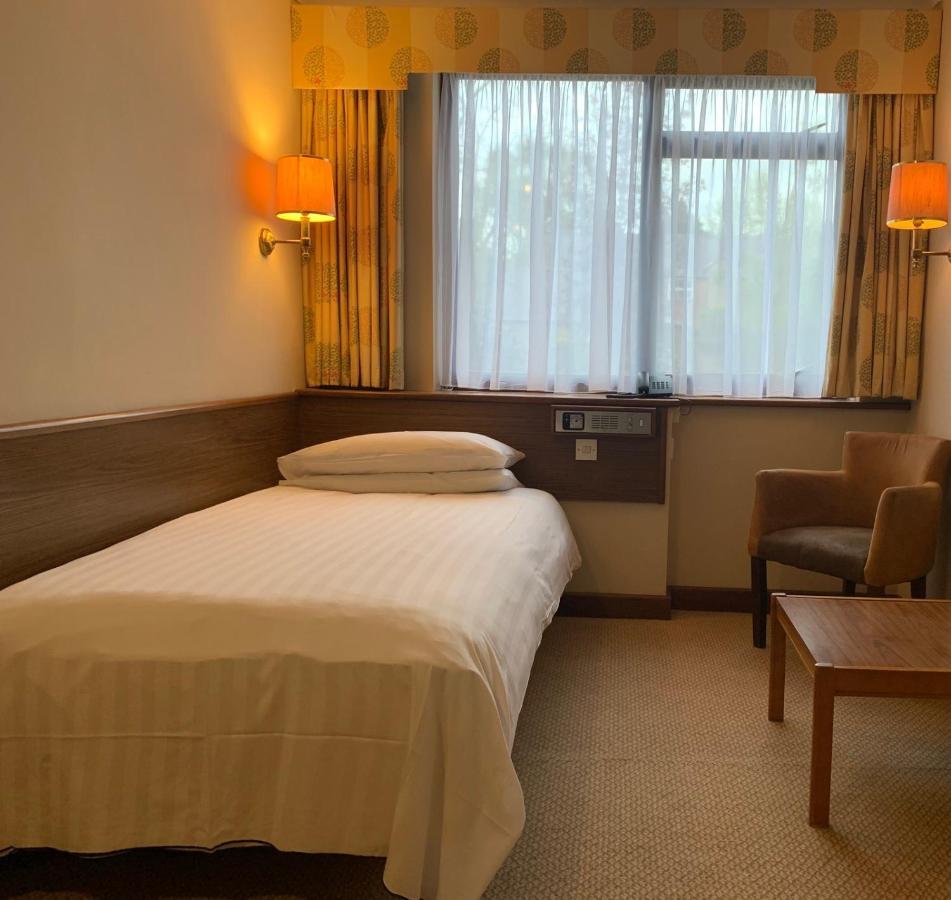 ביסטר Littlebury Hotel מראה חיצוני תמונה