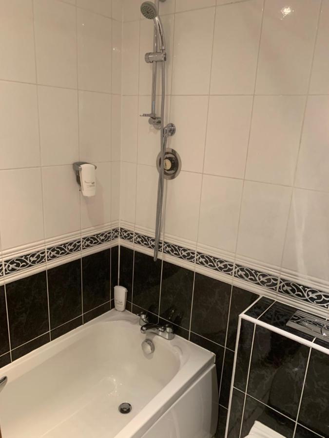 ביסטר Littlebury Hotel מראה חיצוני תמונה